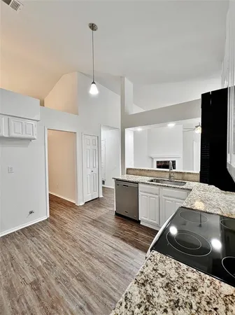 $2,295 | 1028 Whitewater Trail, DeSoto, TX 75115