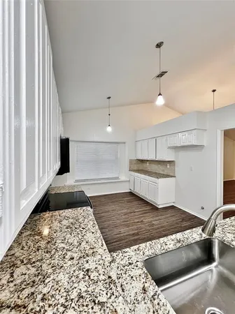 $2,295 | 1028 Whitewater Trail, DeSoto, TX 75115
