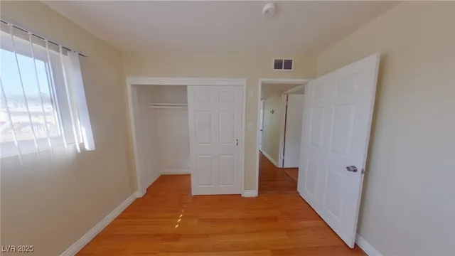 $1,050 | 512 North Circle, Unit 4, Las Vegas, NV 89119