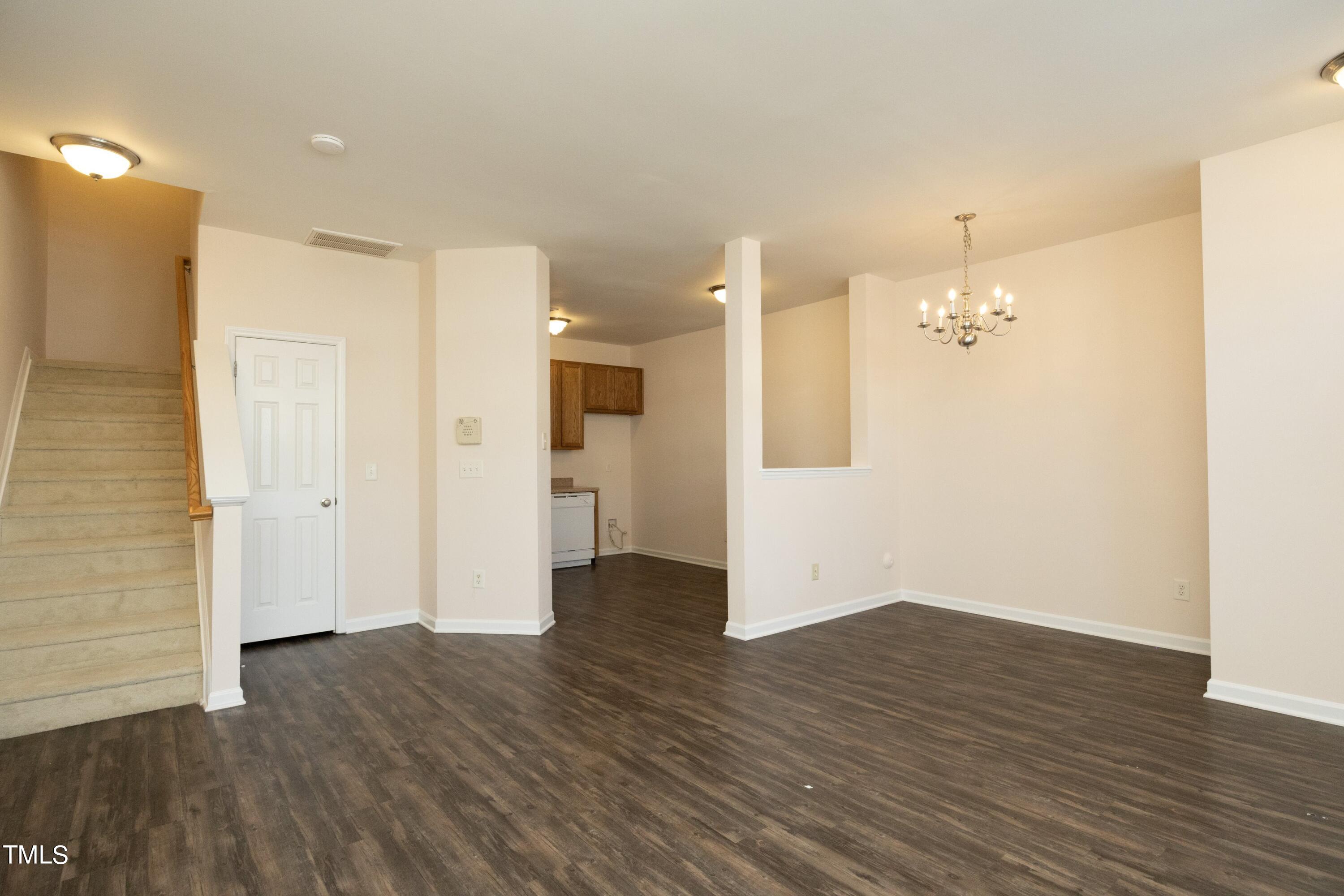 330 Gilman Lane, Unit 104 Raleigh, NC 27610 - Photo 6 of 28 8LivingAreas