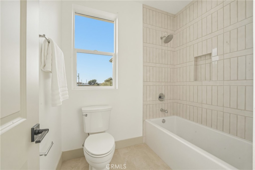 15534 Colorado Avenue Paramount, CA 90723 - Photo 28 of 36