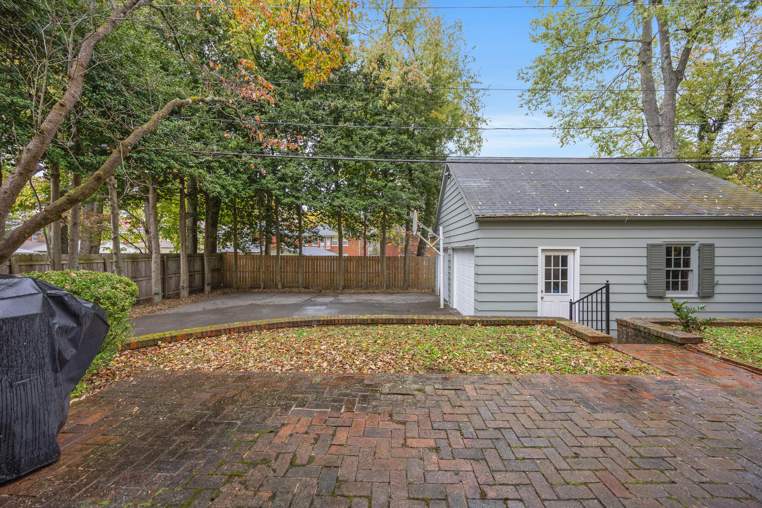 215 Chenault Road Lexington, KY 40502 - Photo 47 of 52 40_img_9374