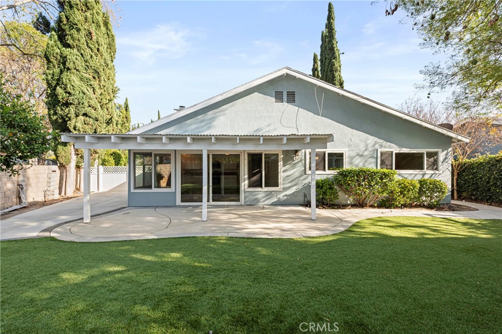 2197 Hurles Avenue Simi Valley, CA 93063 - Photo 21 of 39