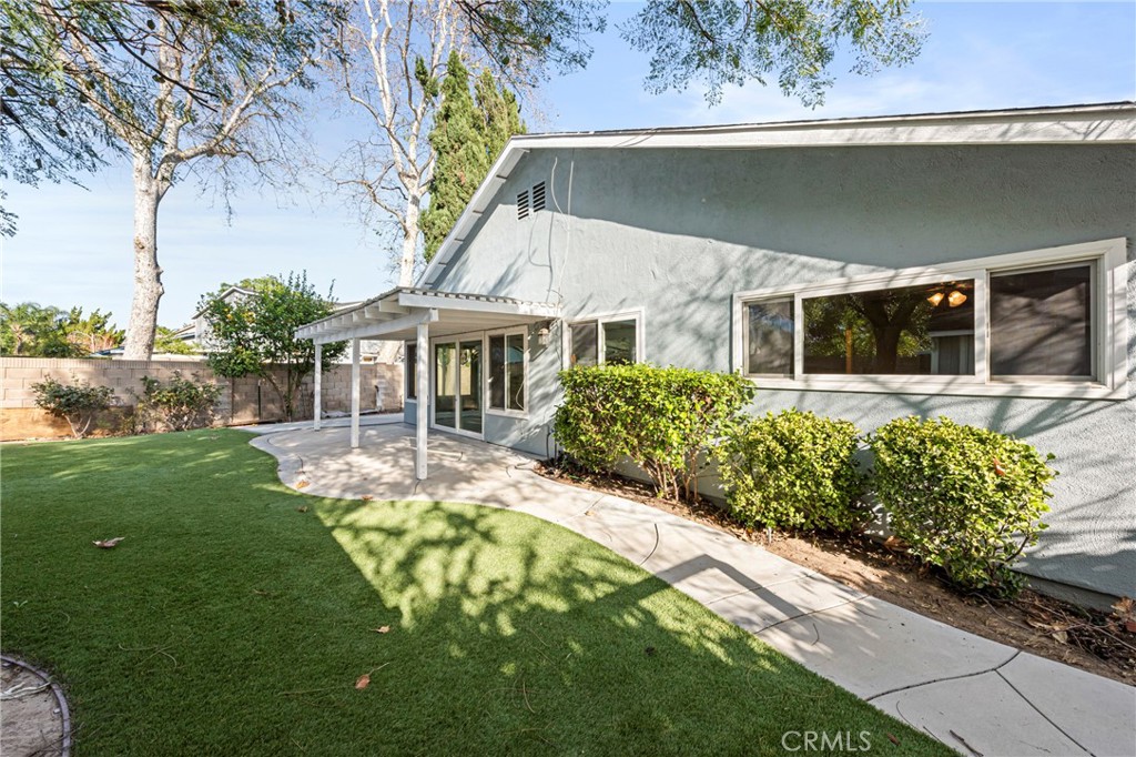 2197 Hurles Avenue Simi Valley, CA 93063 - Photo 23 of 39