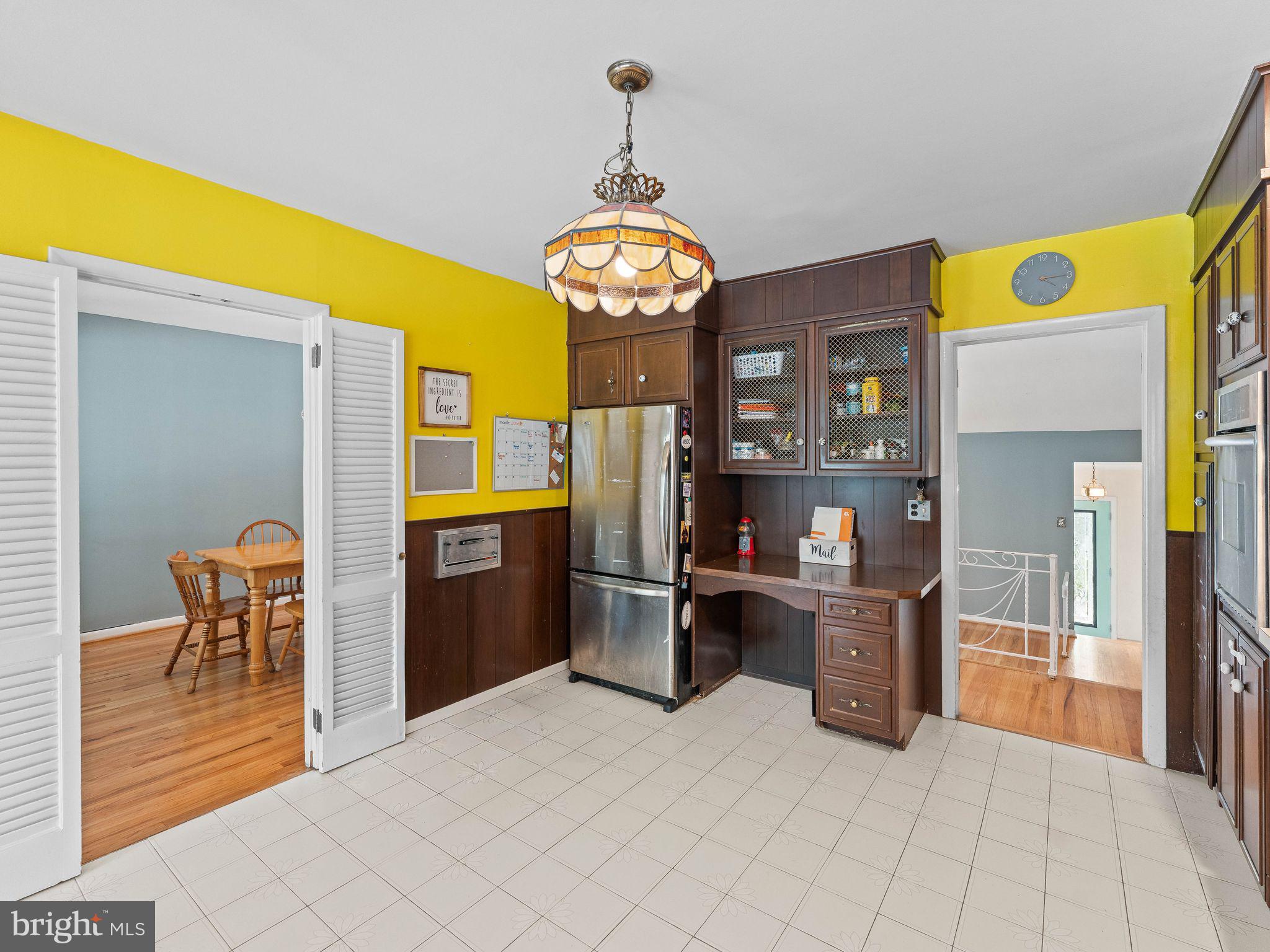 1019 Edgemoor Road Cherry Hill, NJ 08034 - Photo 7 of 32