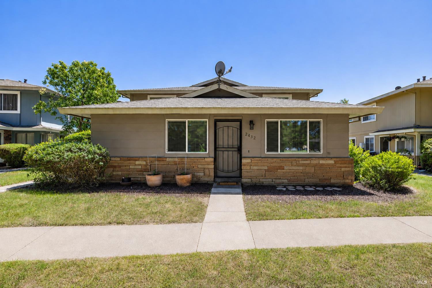 2432 Plata Court Santa Rosa, CA 95403 - Photo 1 of 17