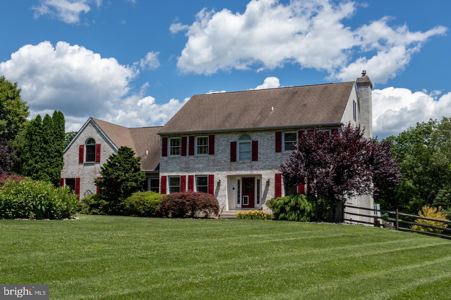 106 Round Hill Road Kennett Square, PA 19348 - Photo 4 of 38 Gallery Image 4