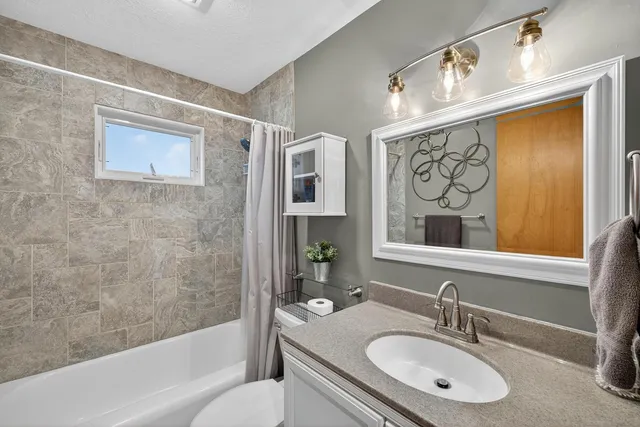 $295,000 | 800 16th Avenue Northeast, Rochester, MN 55906