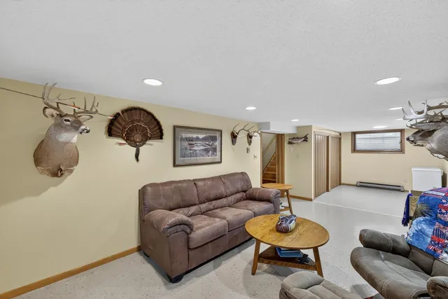 $295,000 | 800 16th Avenue Northeast, Rochester, MN 55906