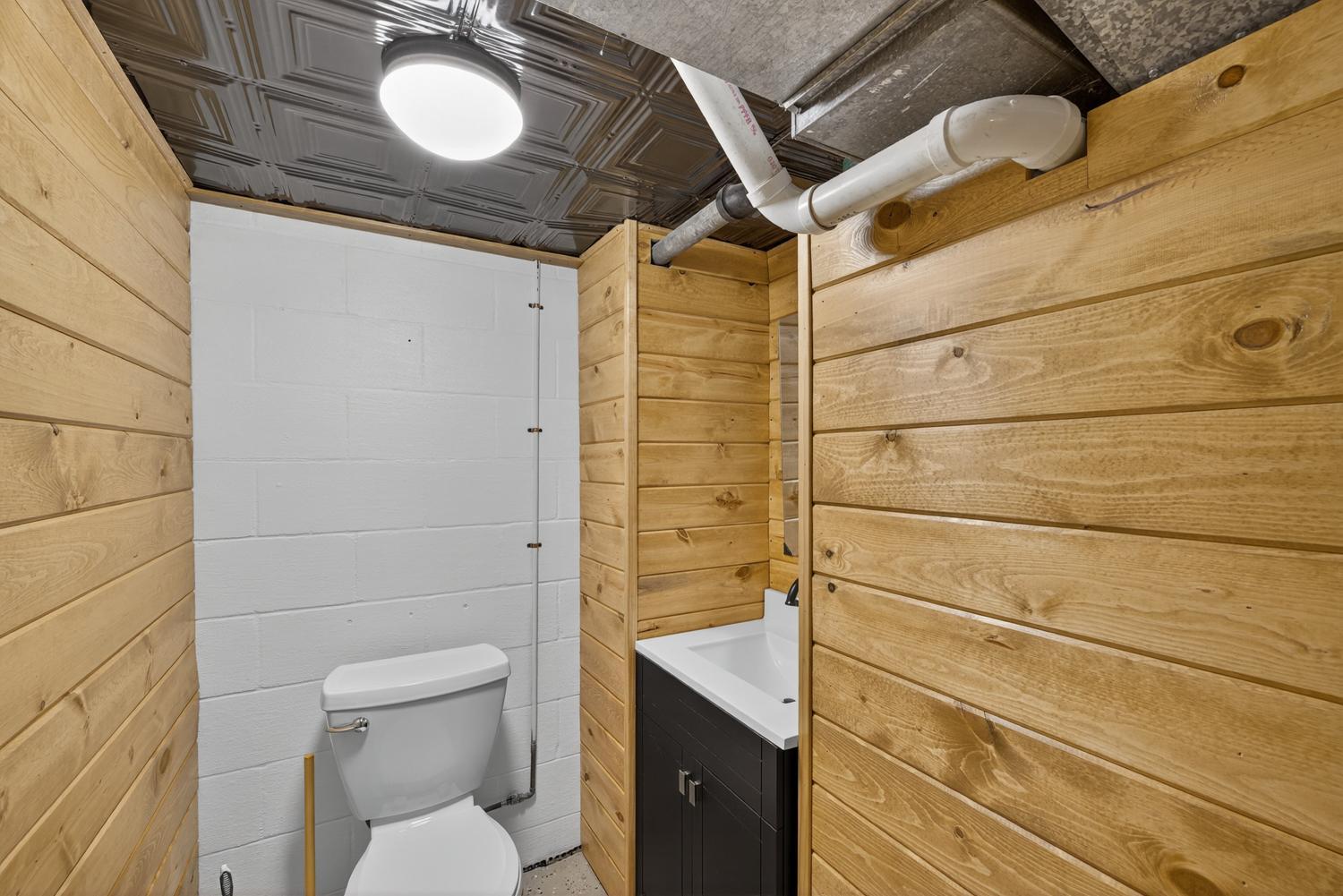 800 16th Avenue Northeast Rochester, MN 55906 - Photo 20 of 28