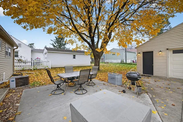 $295,000 | 800 16th Avenue Northeast, Rochester, MN 55906