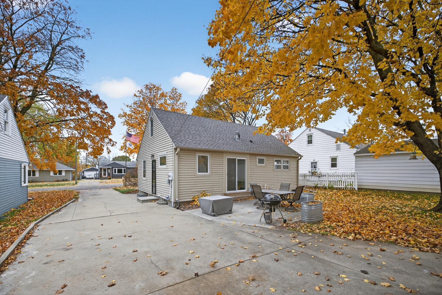 800 16th Avenue Northeast Rochester, MN 55906 - Photo 9 of 28