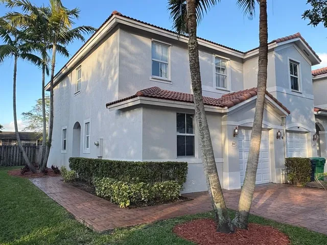 $659,000 | 1041 Northeast 208th Street, Miami, FL 33179