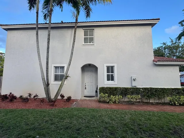 $659,000 | 1041 Northeast 208th Street, Miami, FL 33179