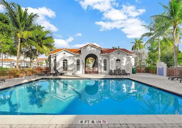 $659,000 | 1041 Northeast 208th Street, Miami, FL 33179