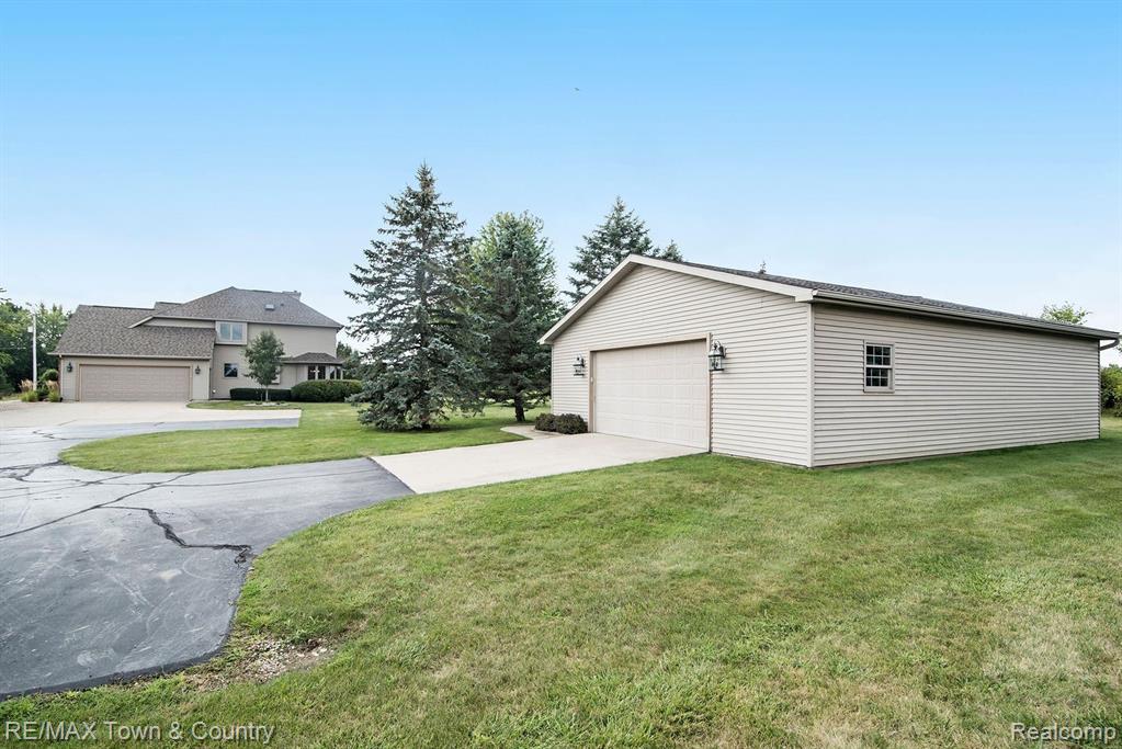 2343 North McKinley Road Flushing, MI 48433 - Photo 37 of 49
