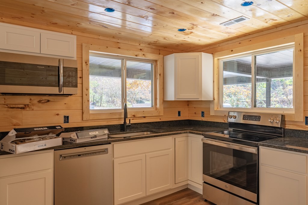 814 Mill Creek Road Pigeon Forge, TN 37863 - Photo 15 of 22 Gallery Image 15