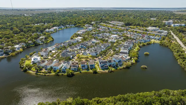 $1,625,000 | 1607 Paradise Lake Drive, Mount Pleasant, SC 29464