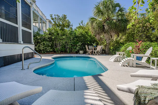 $1,625,000 | 1607 Paradise Lake Drive, Mount Pleasant, SC 29464