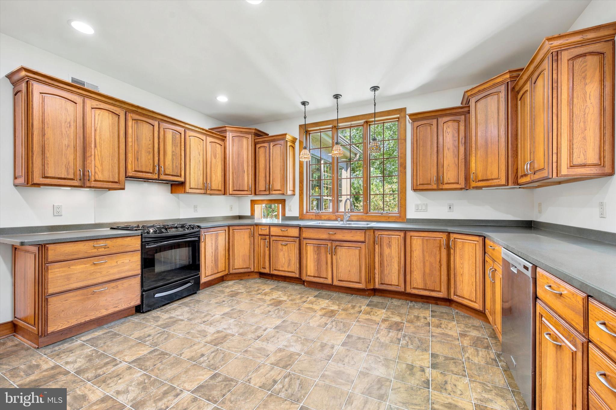 151 Line Road Malvern, PA 19355 - Photo 16 of 39