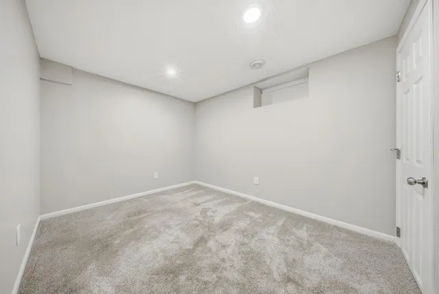 $299,900 | 5580 Aldine Street, Shoreview, MN 55126