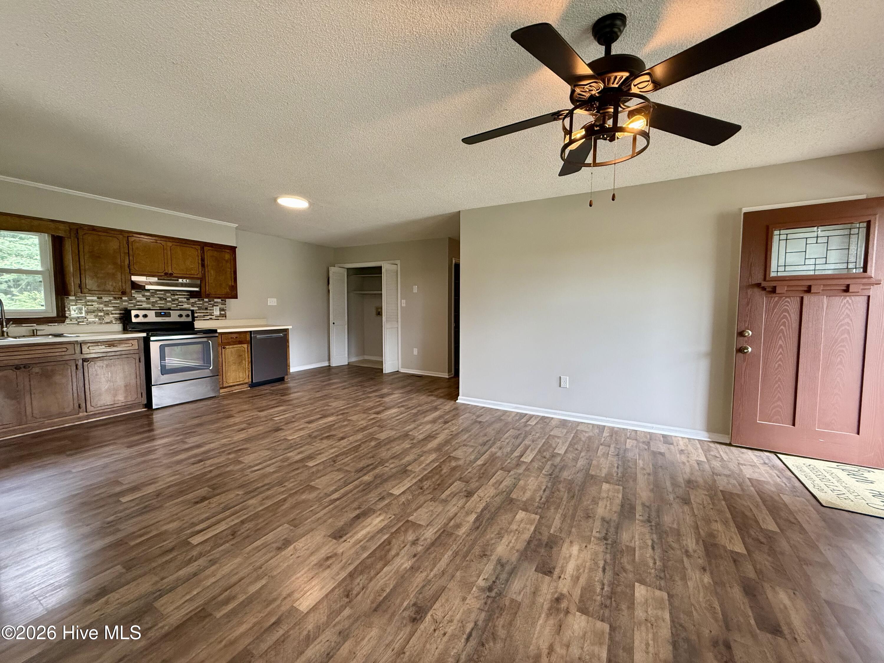7543 Aycocks Crossing Road Lucama, NC 27851 - Photo 10 of 37