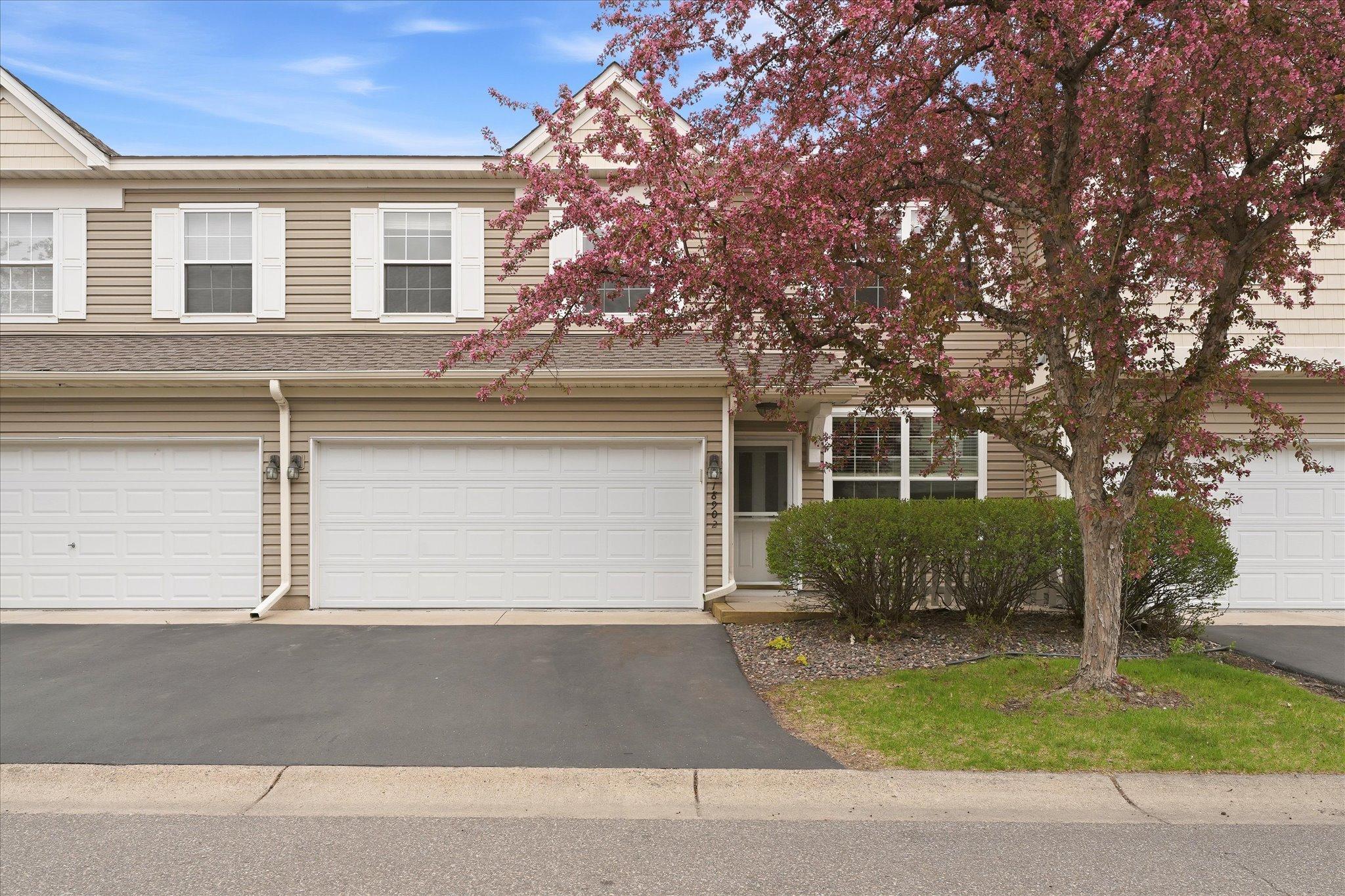 18902 96th Place North Maple Grove, MN 55311 - Photo 2 of 29