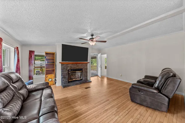 $450,000 | 323 McCrimmon Road, Carthage, NC 28327