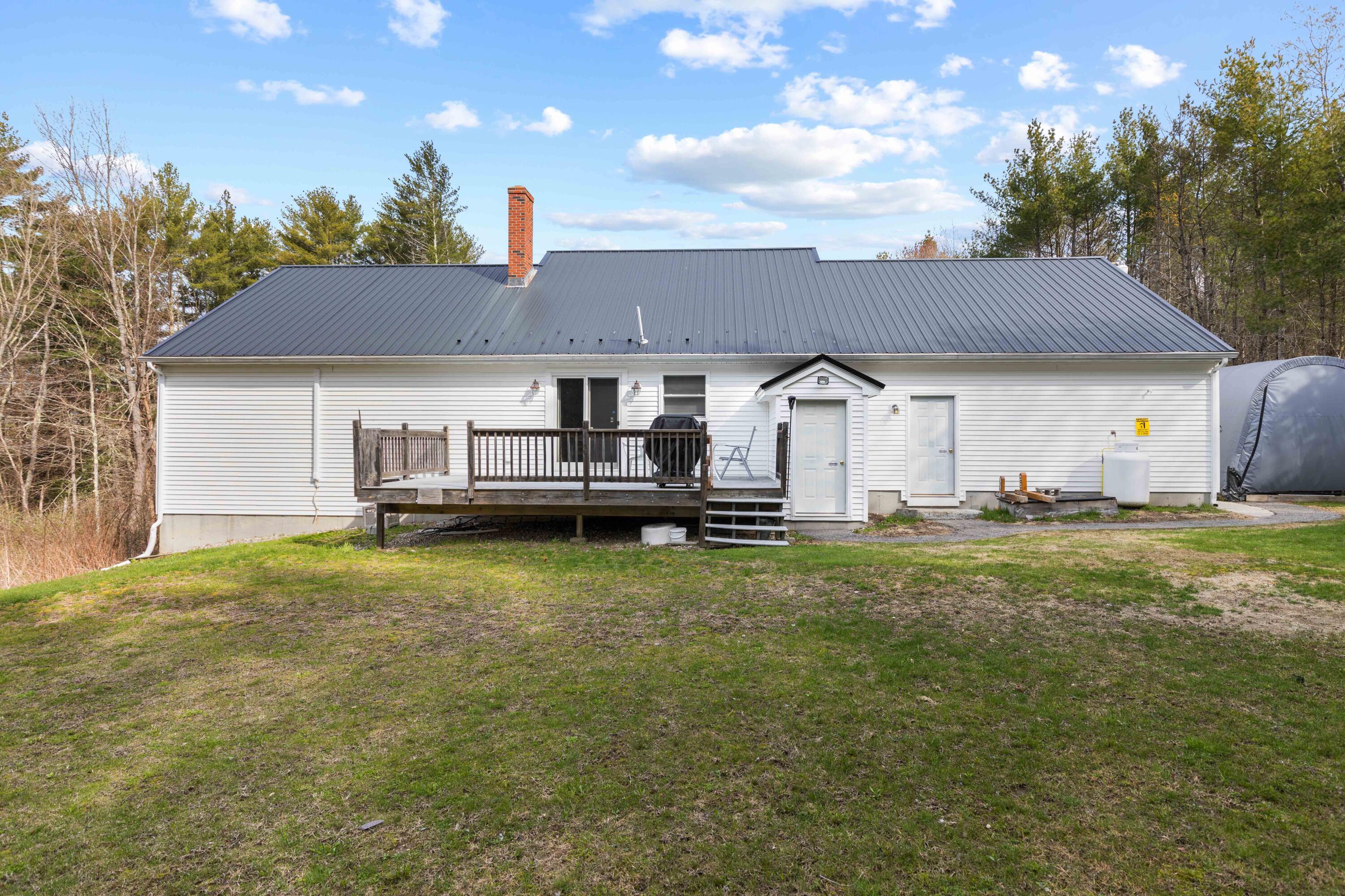 140 Plummer Road Gorham, ME 04038 - Photo 9 of 43 140 Plummer Road Gorham-037