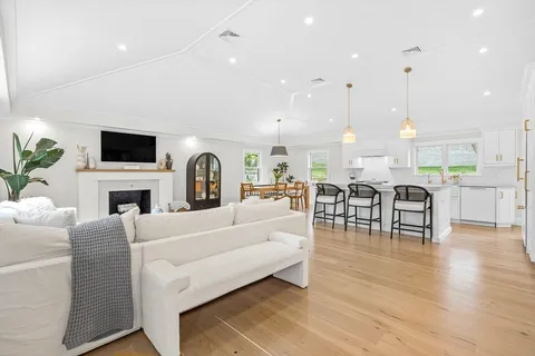 $1,689,000 | 41 Sunset Road, Winchester, MA 01890