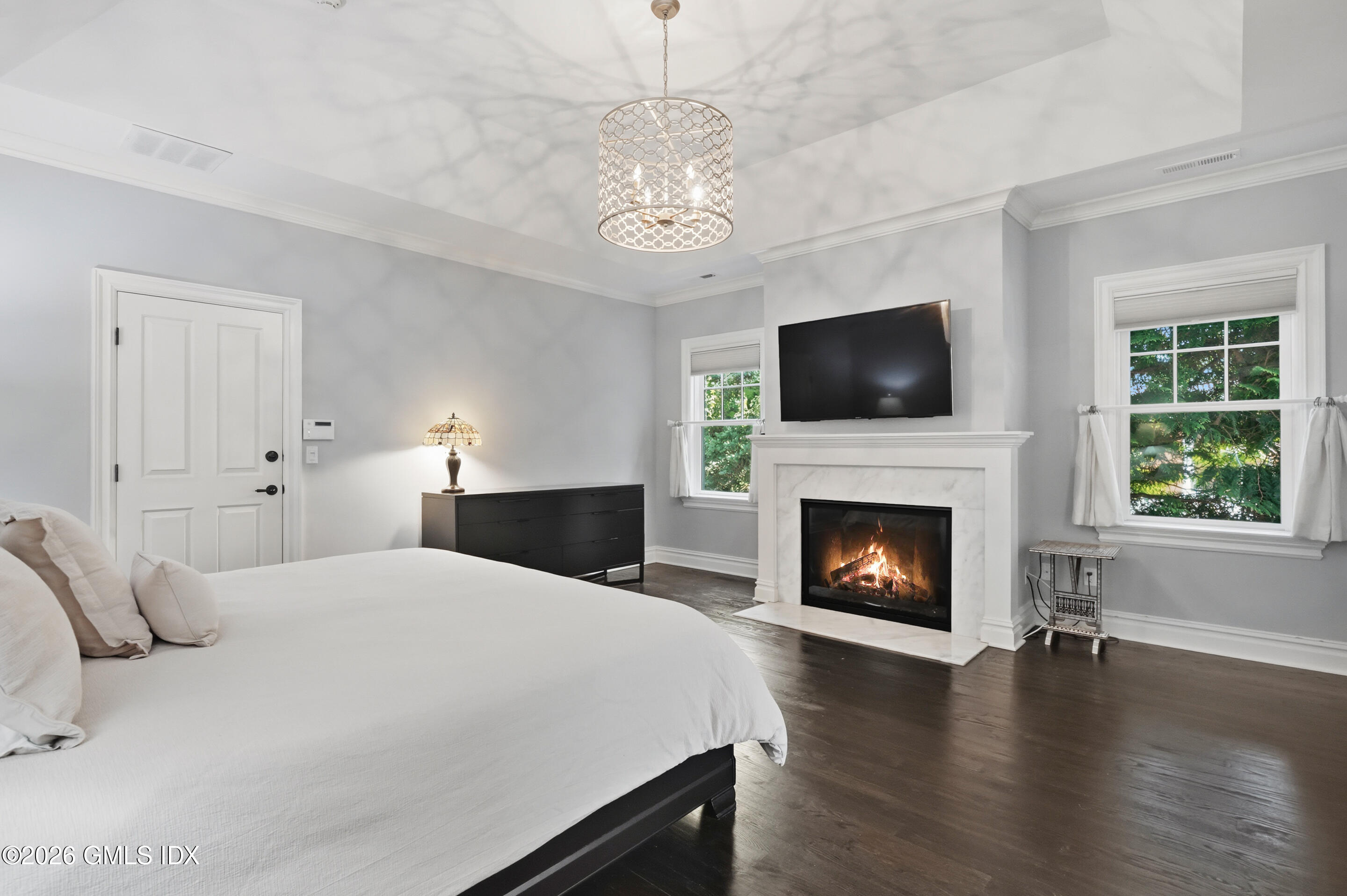 23 Riverside Lane Riverside, CT 06878 - Photo 15 of 31 Primary Suite