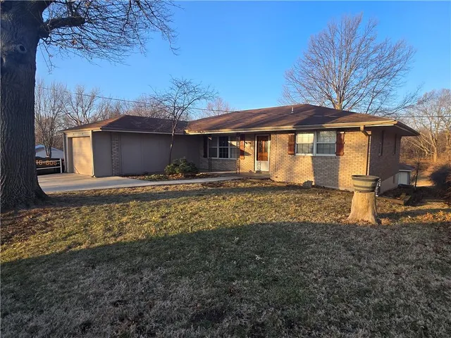 $190,000 | 2806 North River Boulevard, Independence, MO 64050