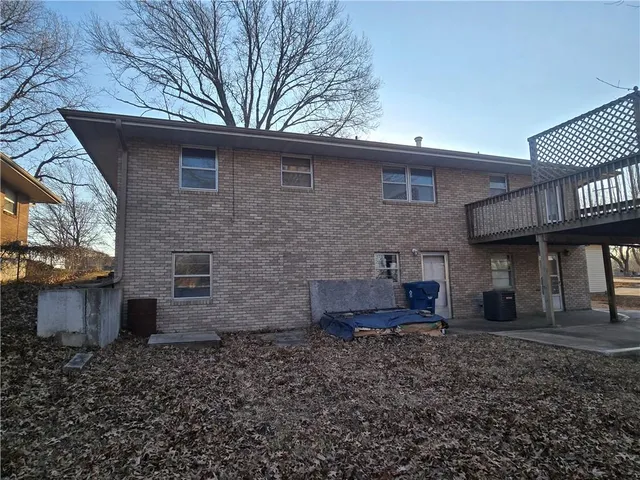 $190,000 | 2806 North River Boulevard, Independence, MO 64050