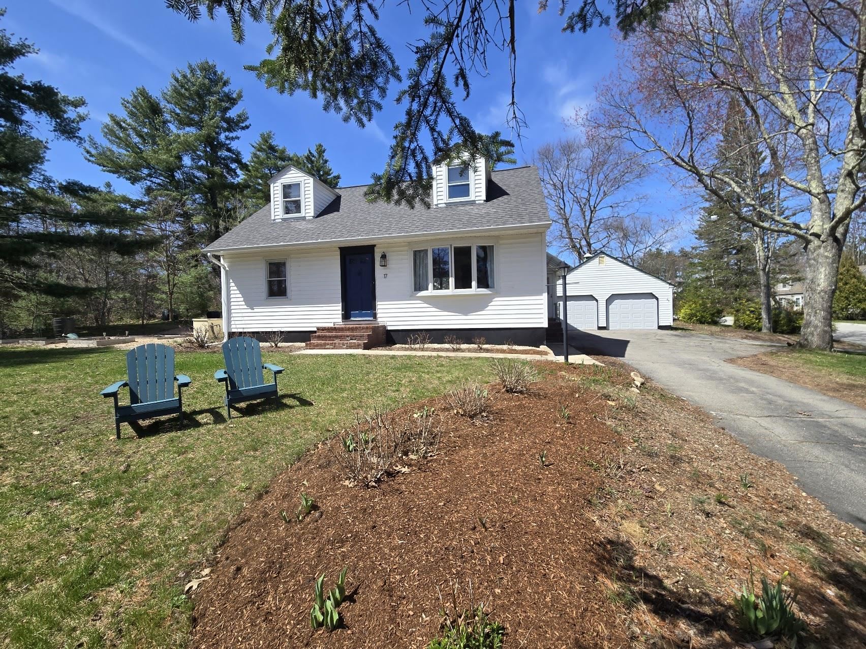 17 Old Stage Road Dover, NH 03820 - Photo 3 of 51