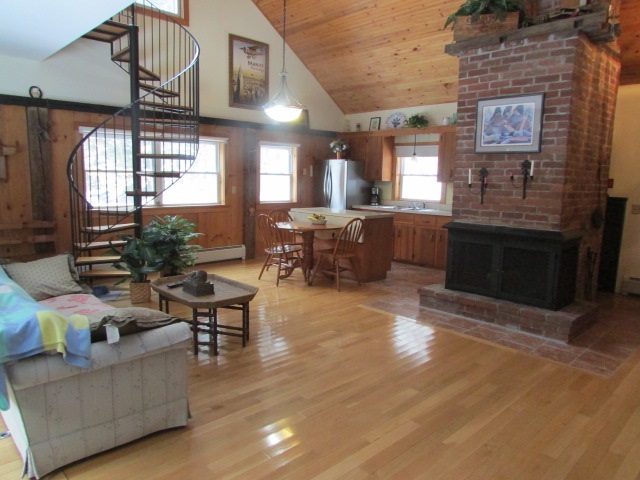 1377 Branch Road Halifax, VT 05358 - Photo 4 of 25