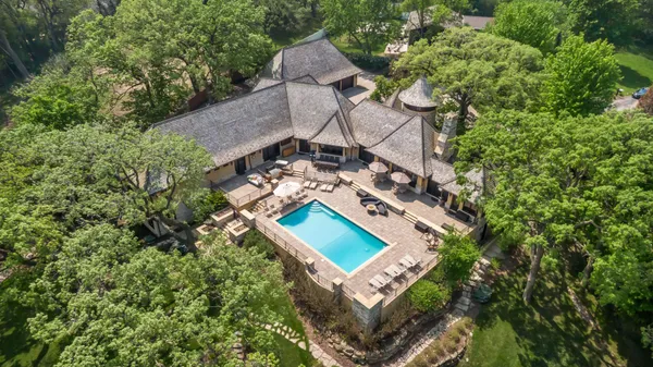 $3,895,000 | 12535 Beach Circle, Eden Prairie, MN 55344