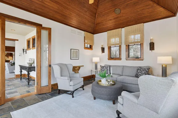 $3,895,000 | 12535 Beach Circle, Eden Prairie, MN 55344