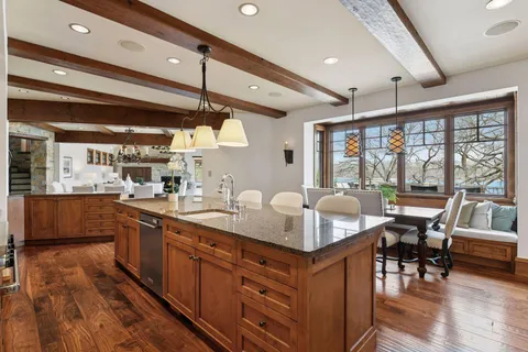 $3,895,000 | 12535 Beach Circle, Eden Prairie, MN 55344