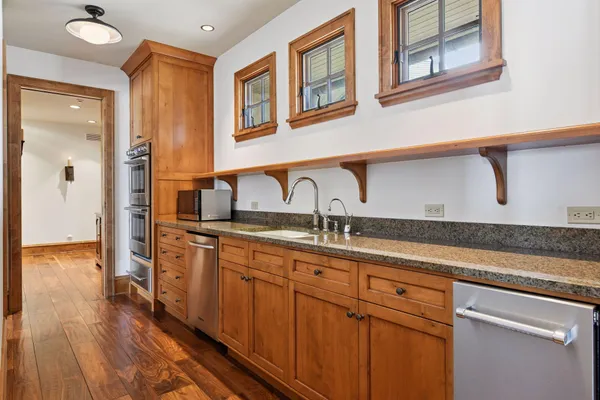 $3,895,000 | 12535 Beach Circle, Eden Prairie, MN 55344