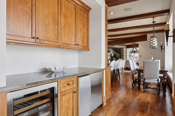 $3,895,000 | 12535 Beach Circle, Eden Prairie, MN 55344