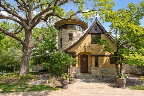 $3,895,000 | 12535 Beach Circle, Eden Prairie, MN 55344