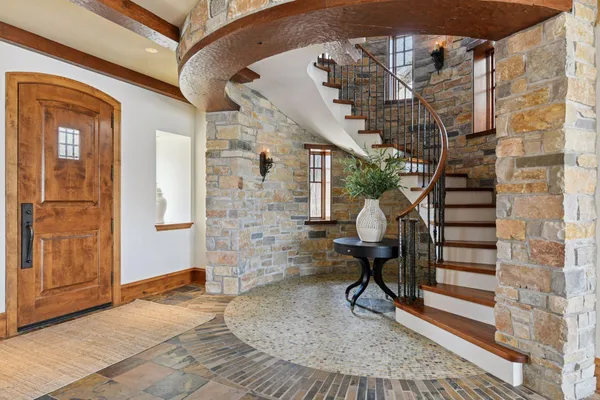 $3,895,000 | 12535 Beach Circle, Eden Prairie, MN 55344