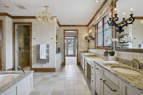 $3,895,000 | 12535 Beach Circle, Eden Prairie, MN 55344