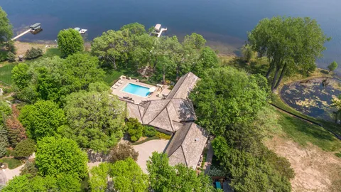 $3,895,000 | 12535 Beach Circle, Eden Prairie, MN 55344