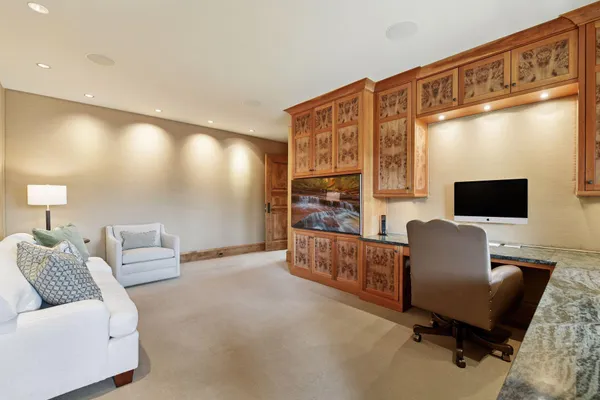 $3,895,000 | 12535 Beach Circle, Eden Prairie, MN 55344