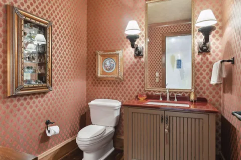 $3,895,000 | 12535 Beach Circle, Eden Prairie, MN 55344