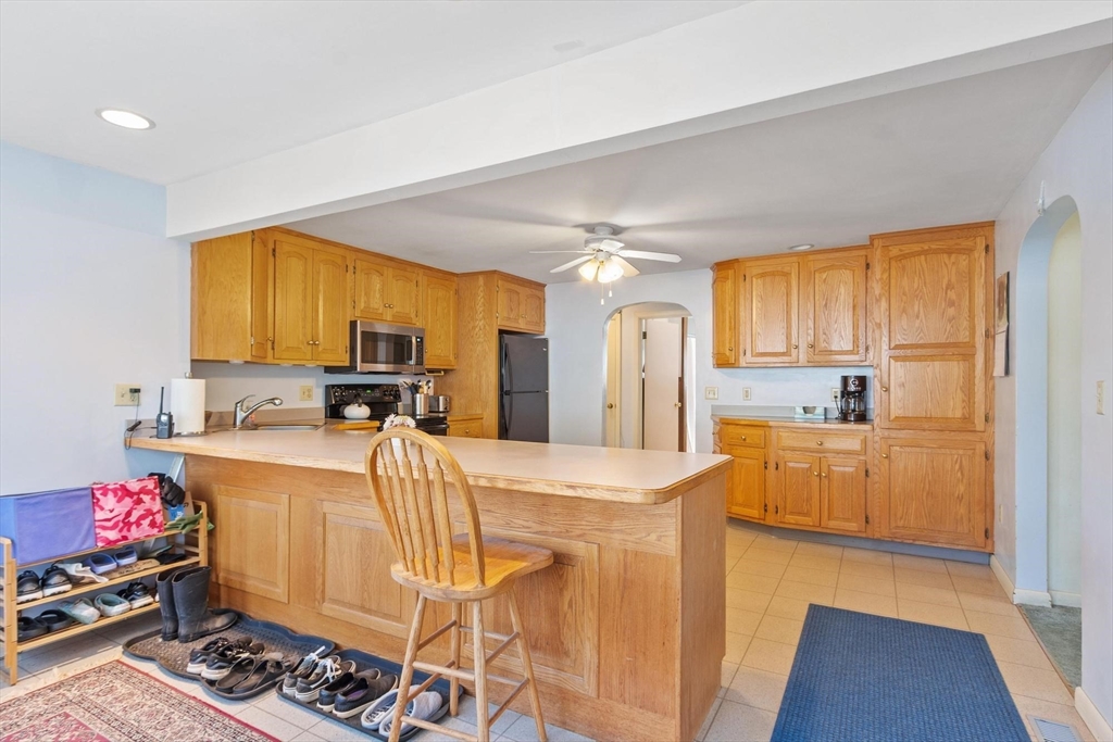 50 North Spencer Road Spencer, MA 01562 - Photo 33 of 42