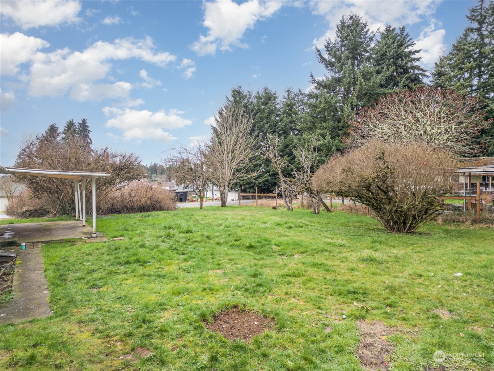 15004 Southeast 113th Street Renton, WA 98059 - Photo 7 of 24 Gallery Image 7