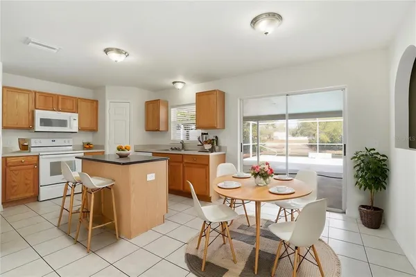 $379,900 | 10114 Maronda Drive, Riverview, FL 33578