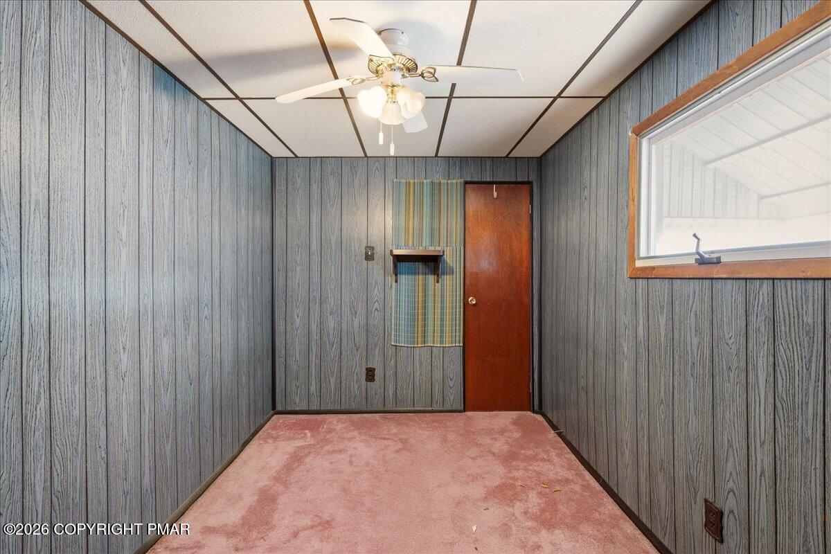 910-912 Hampton Street Scranton, PA 18504 - Photo 18 of 38 910 - Bedroom 1